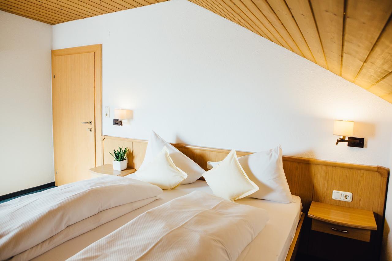 Hotel Garni Noval Feldkirch Room photo
